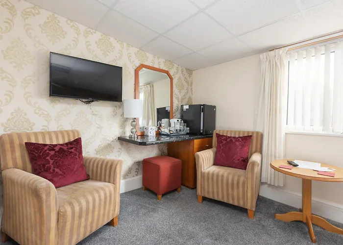 Adelaide Lodge - Town Centre - Opposite Winter Gardens Blackpool